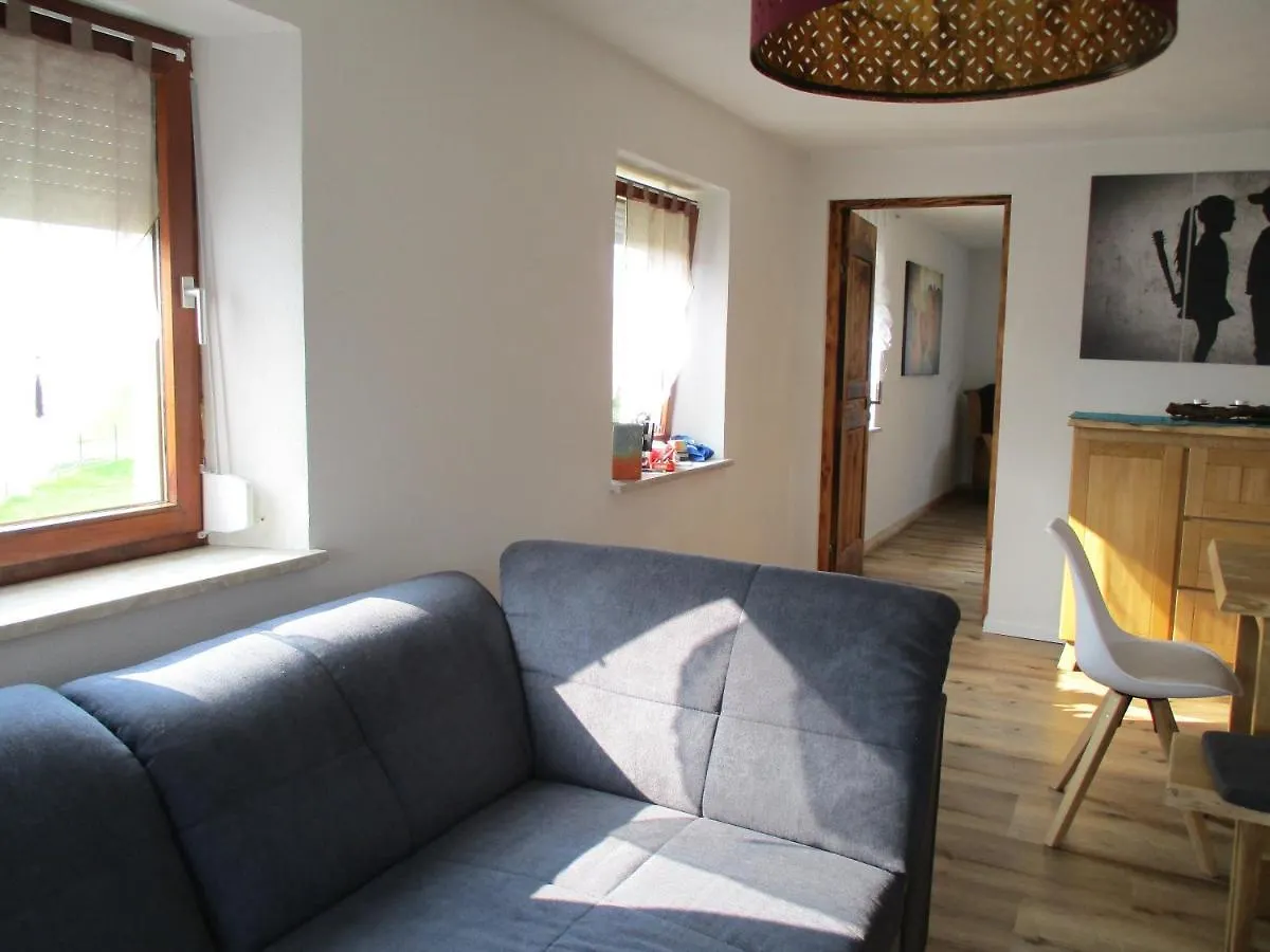 Ferienwohnung Roesch contacts